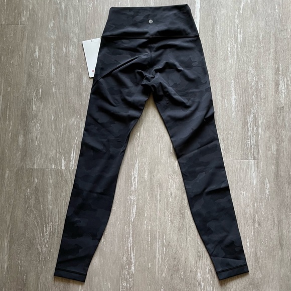 Lululemon Wunder Under HR Tight Lux 28" - Camo - Picture 3 of 6